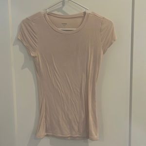 LIGHT PINK FITTED TEE